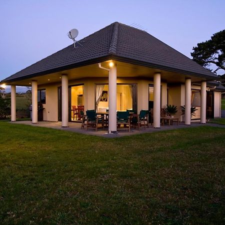 オークランド Okura River Vacationsヴィラ エクステリア 写真